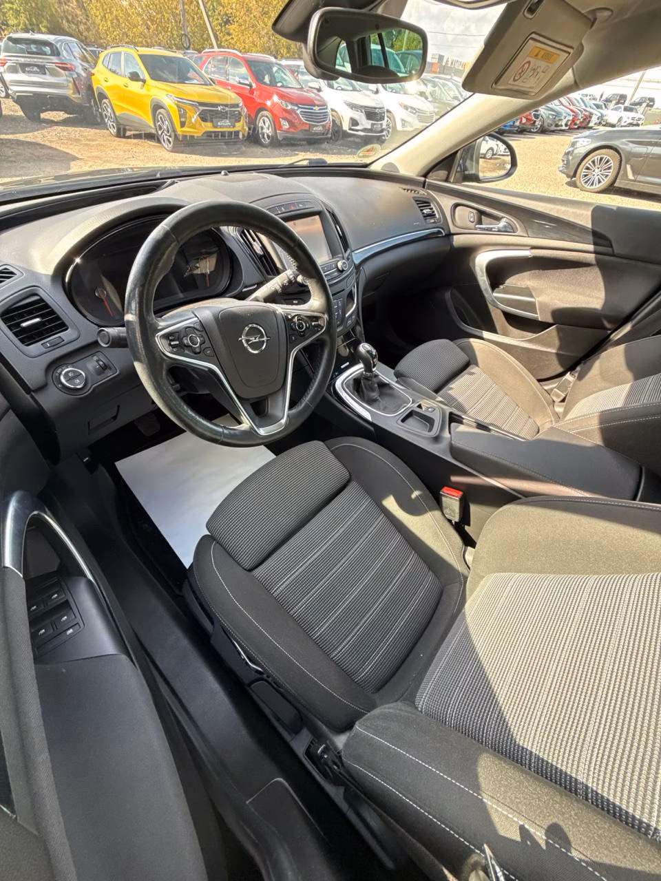 Opel Insignia фото 9