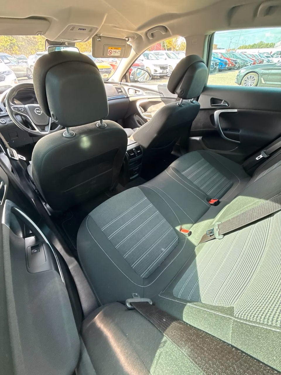 Opel Insignia фото 10