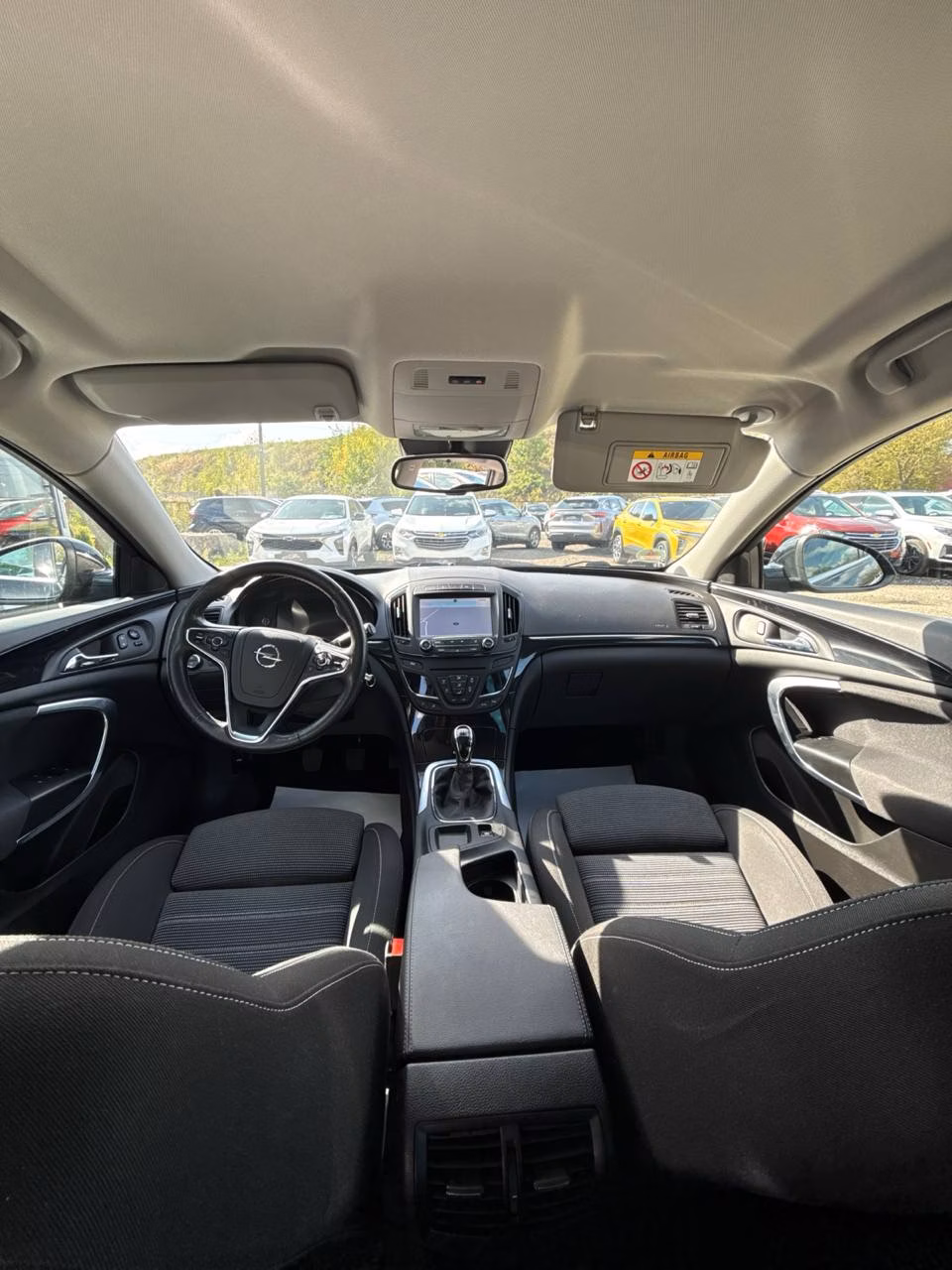 Opel Insignia фото 11