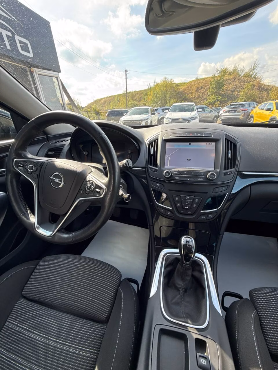 Opel Insignia фото 12