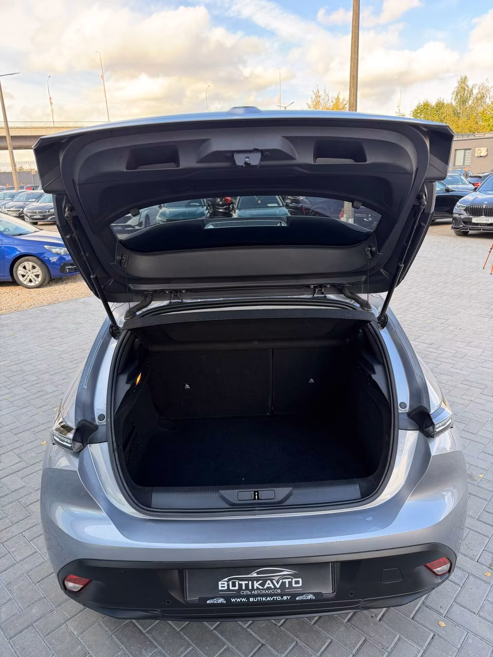 Peugeot 308 фото 15