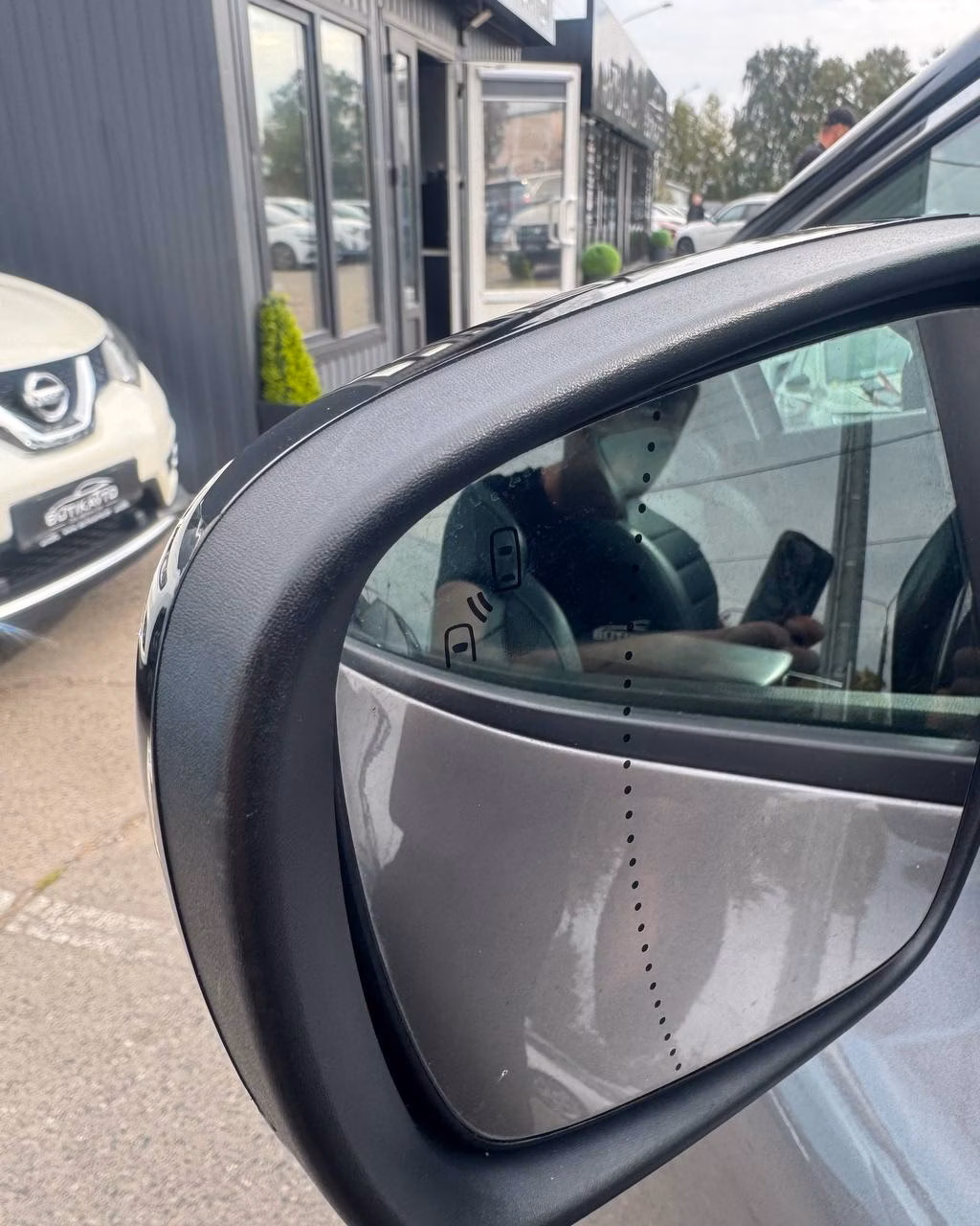 Renault Grand Scenic фото 16