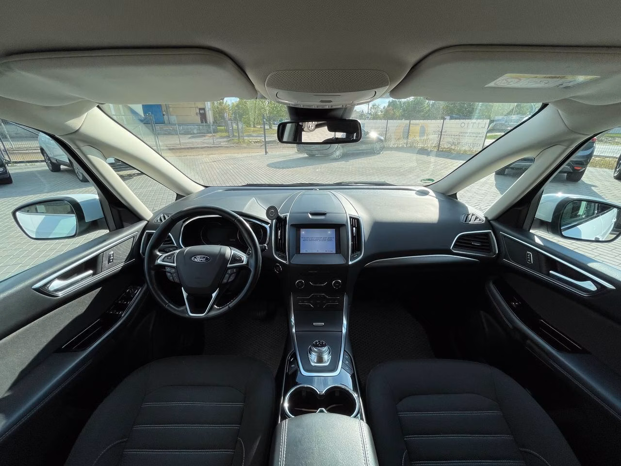 Ford Galaxy фото 12