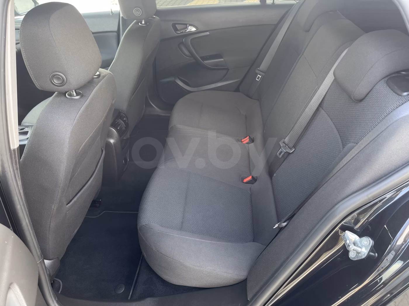 Opel Insignia фото 20