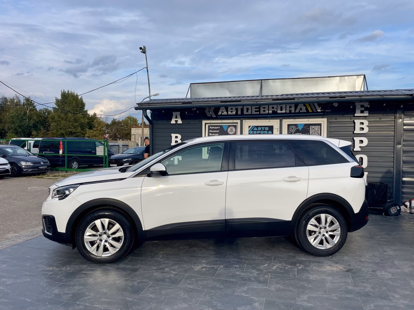 Peugeot 5008 фото 7