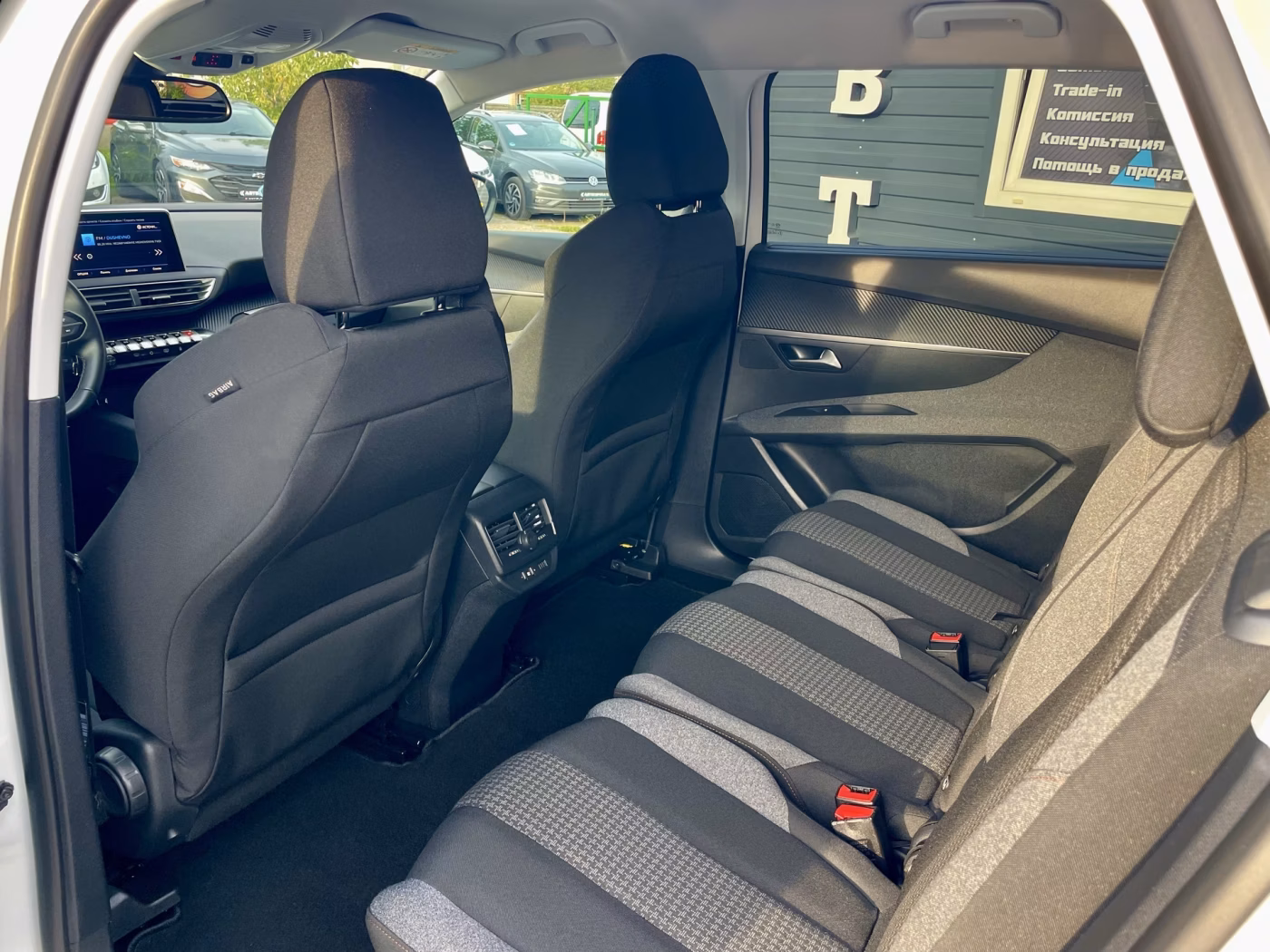 Peugeot 5008 фото 14
