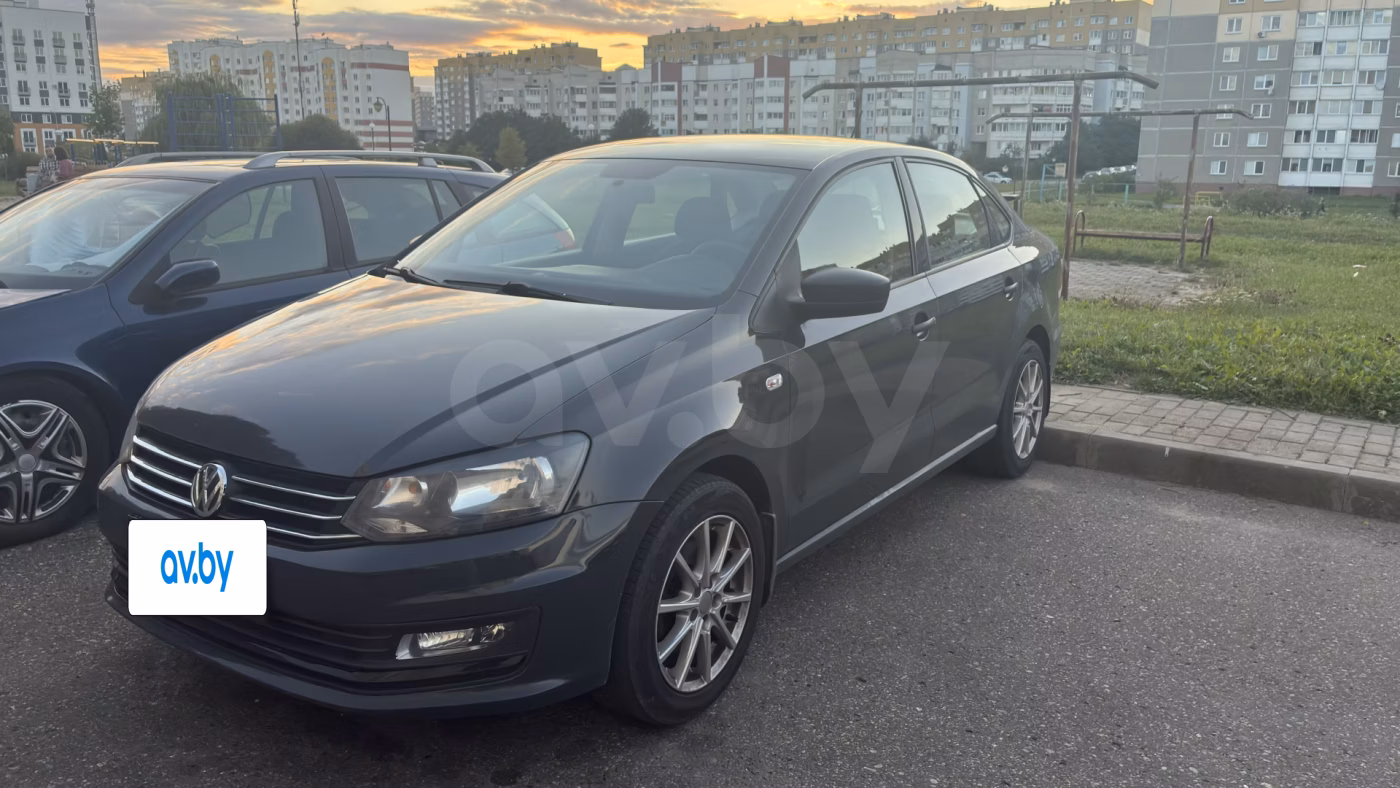 Volkswagen Polo Sedan