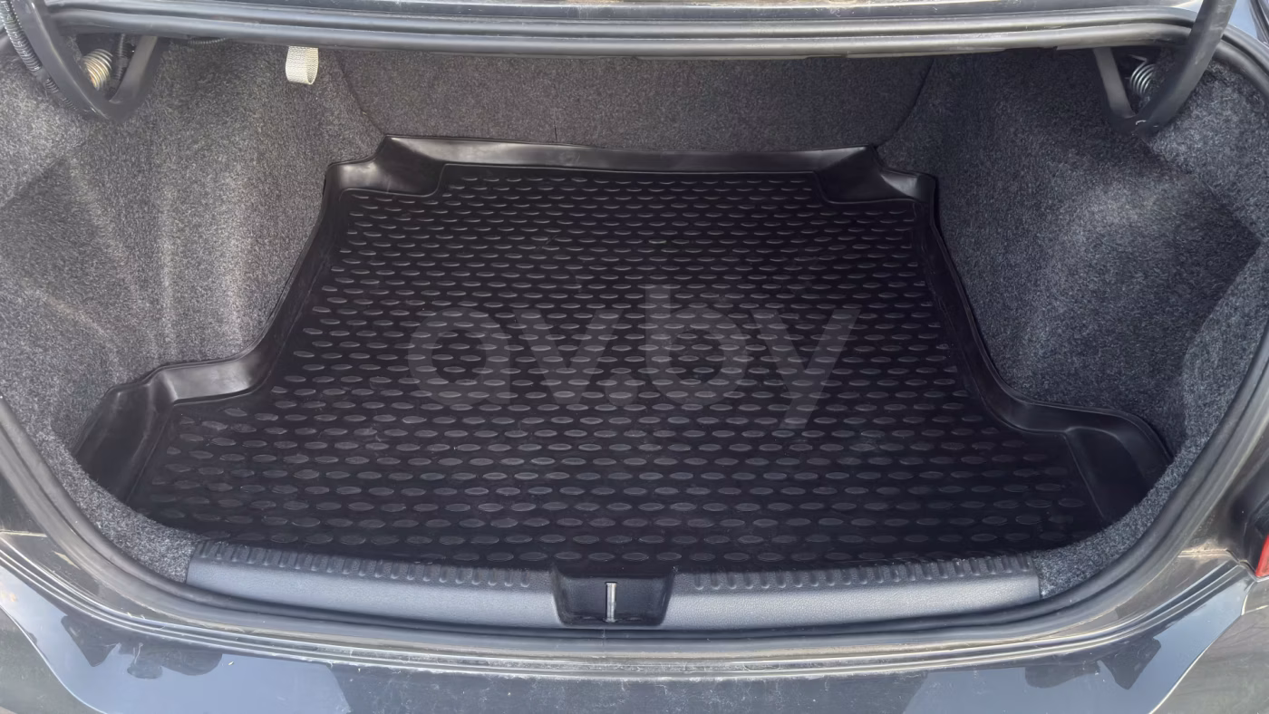 Volkswagen Polo Sedan фото 12