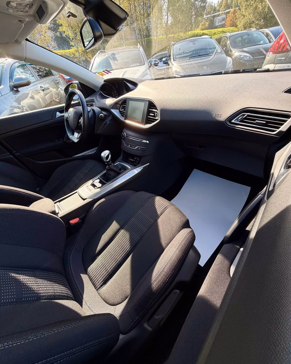 Peugeot 308 фото 12