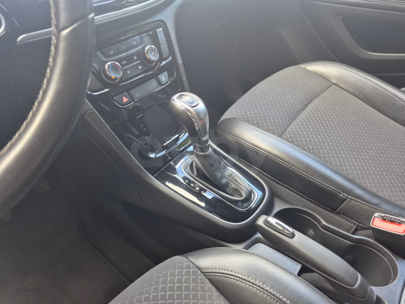 Buick Encore фото 7