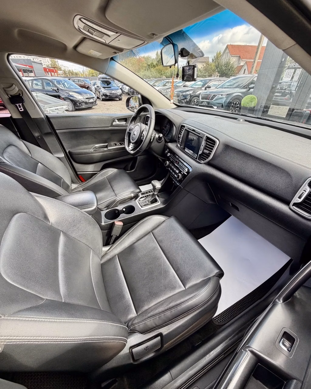Kia Sportage фото 10