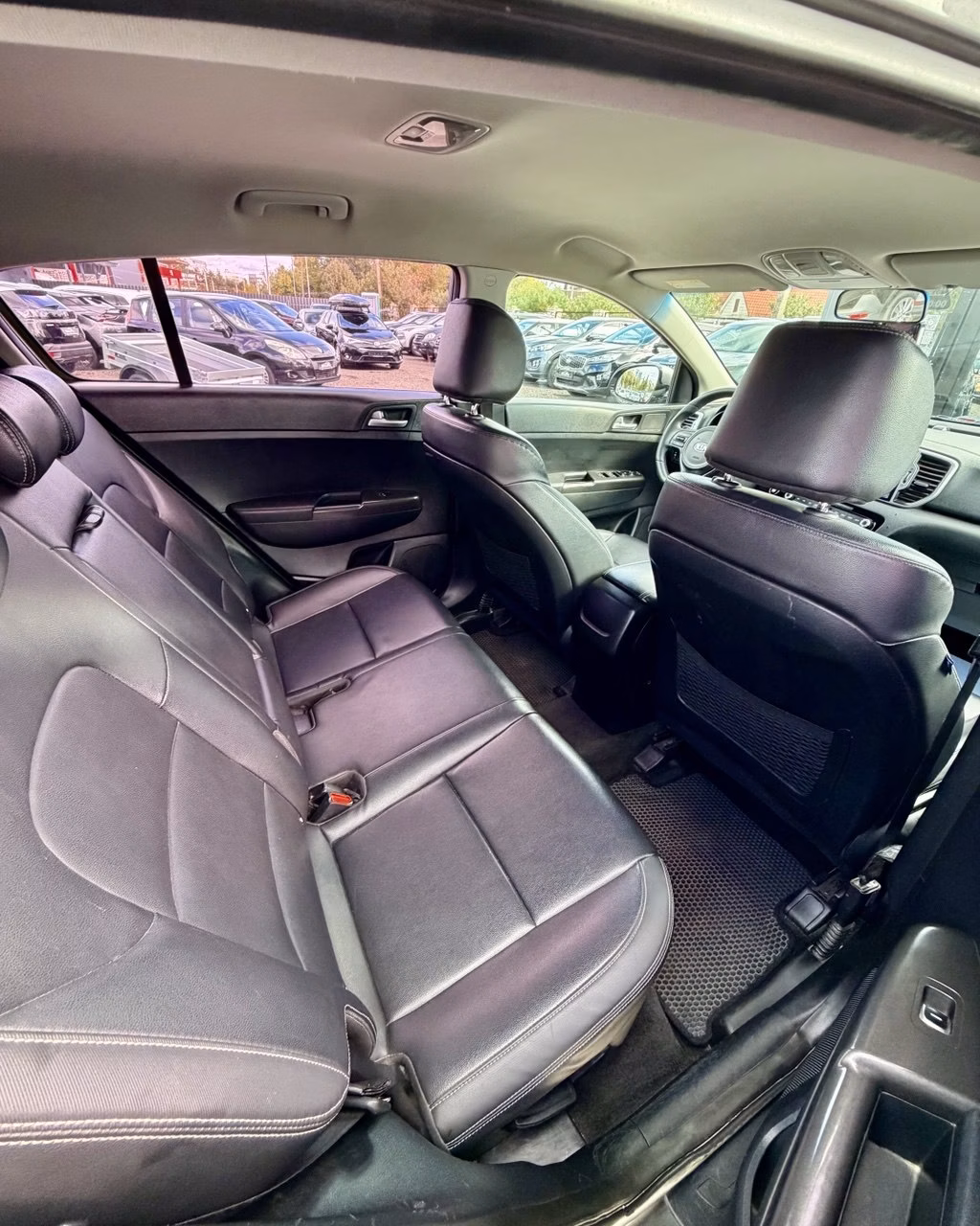 Kia Sportage фото 11