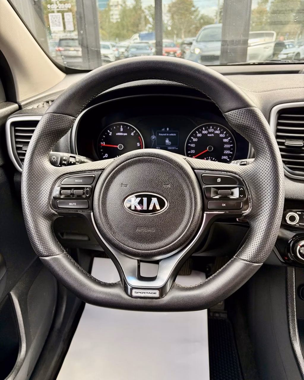Kia Sportage фото 16