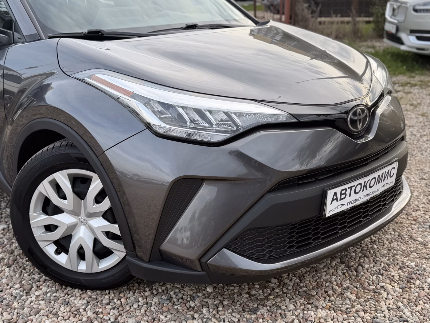 Toyota C-HR фото 8