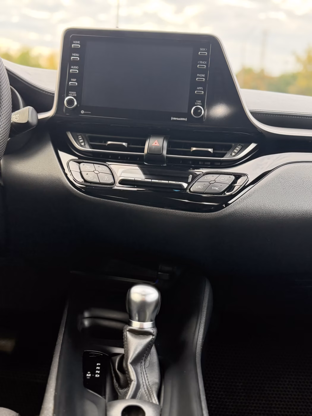 Toyota C-HR фото 14