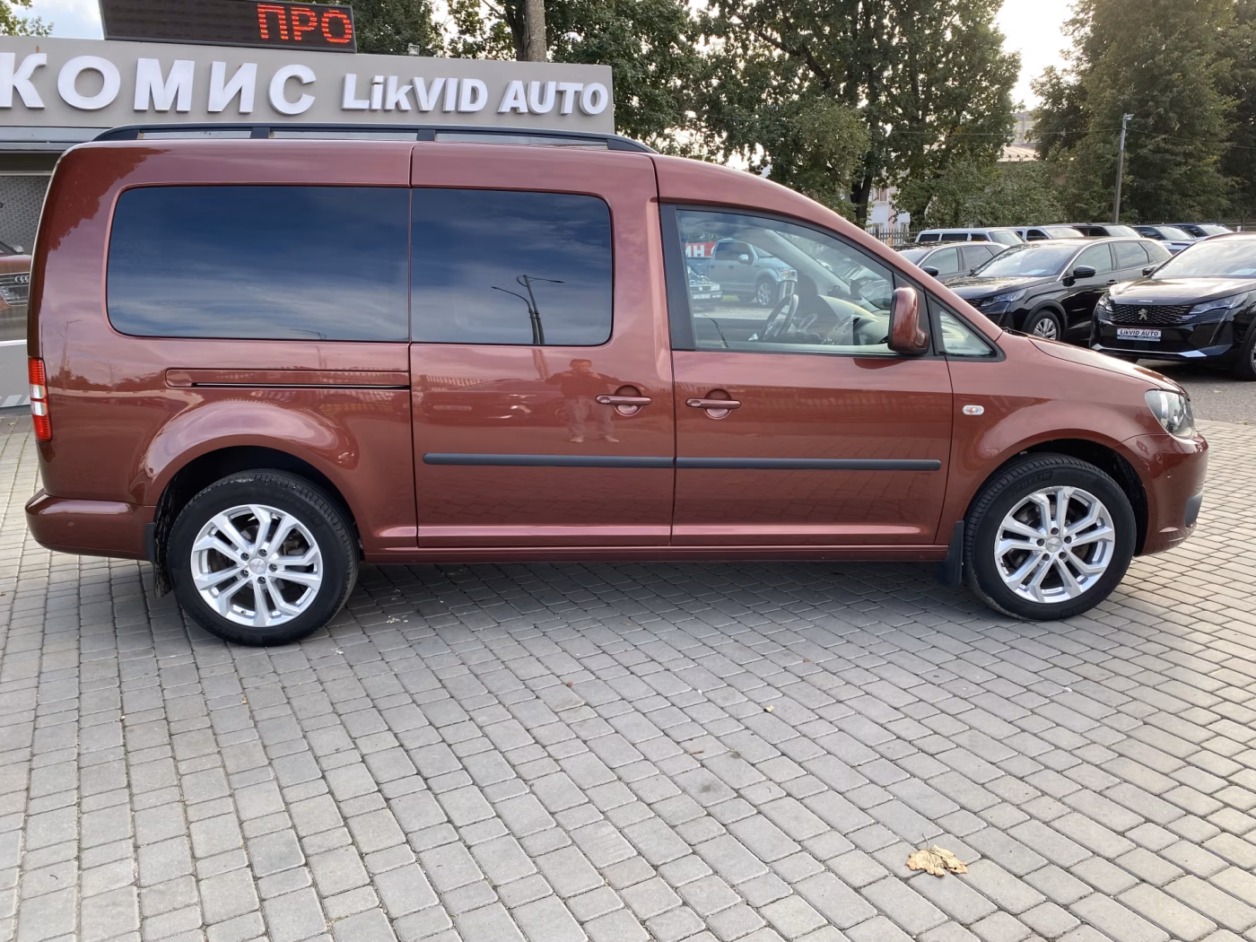 Volkswagen Caddy MAXI фото 6