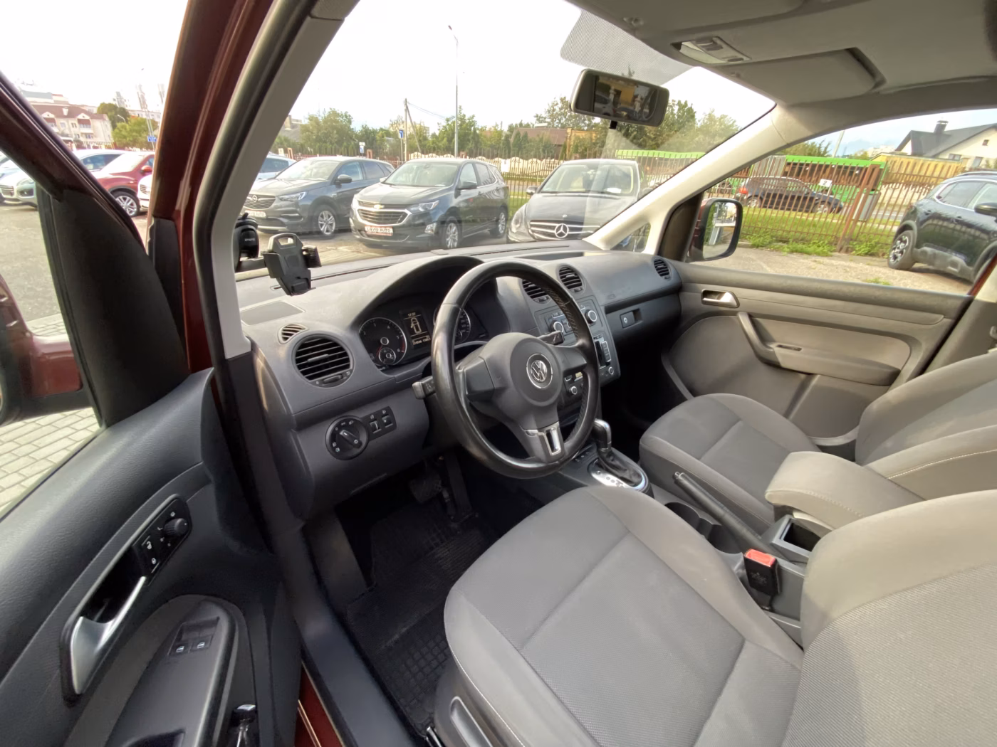 Volkswagen Caddy MAXI фото 10
