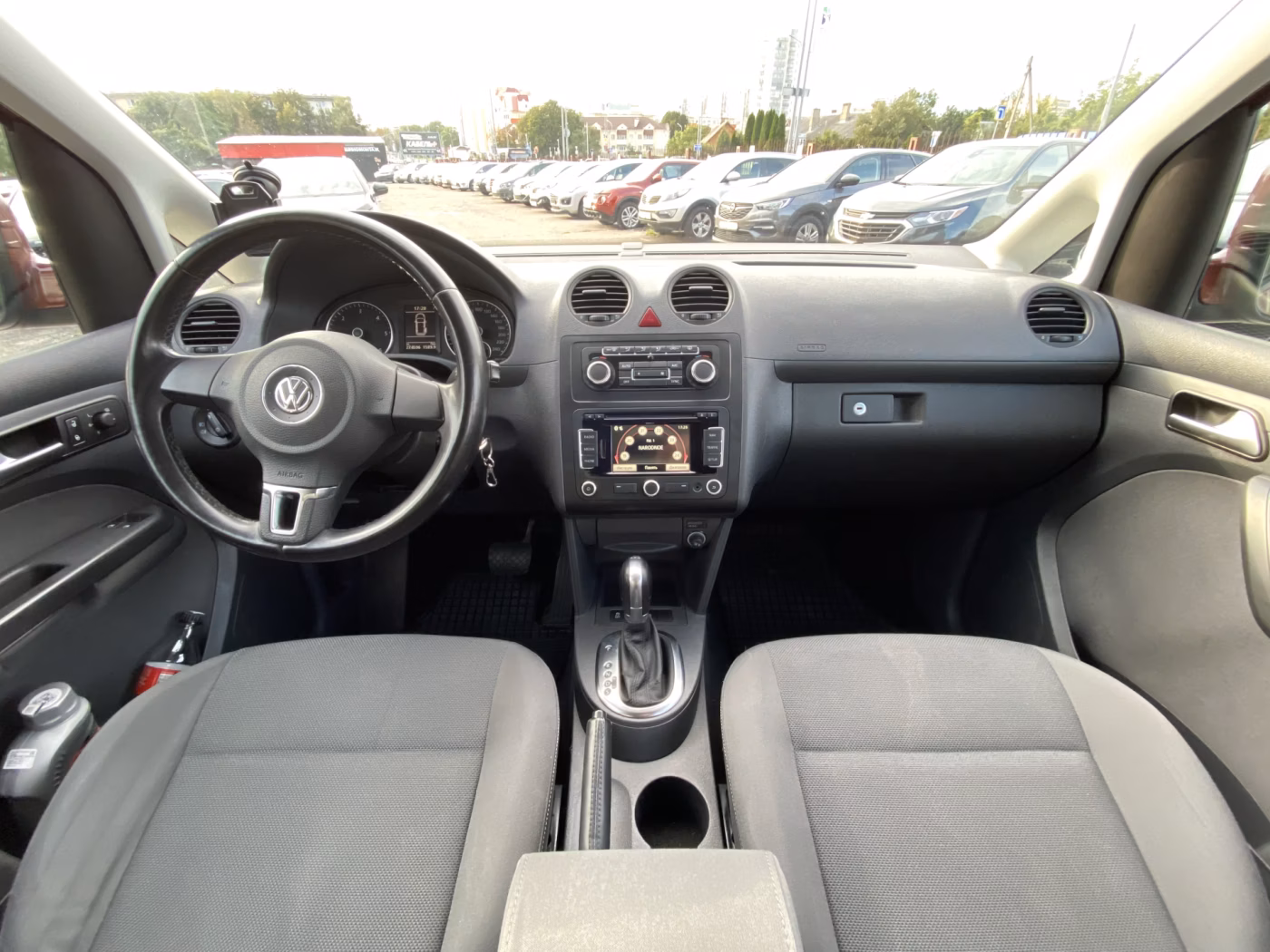 Volkswagen Caddy MAXI фото 12
