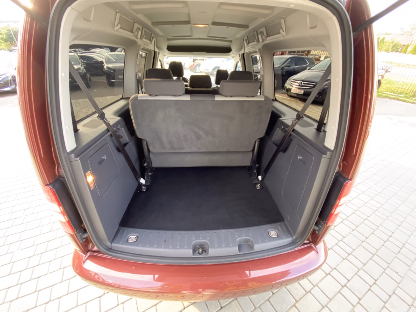 Volkswagen Caddy MAXI фото 15