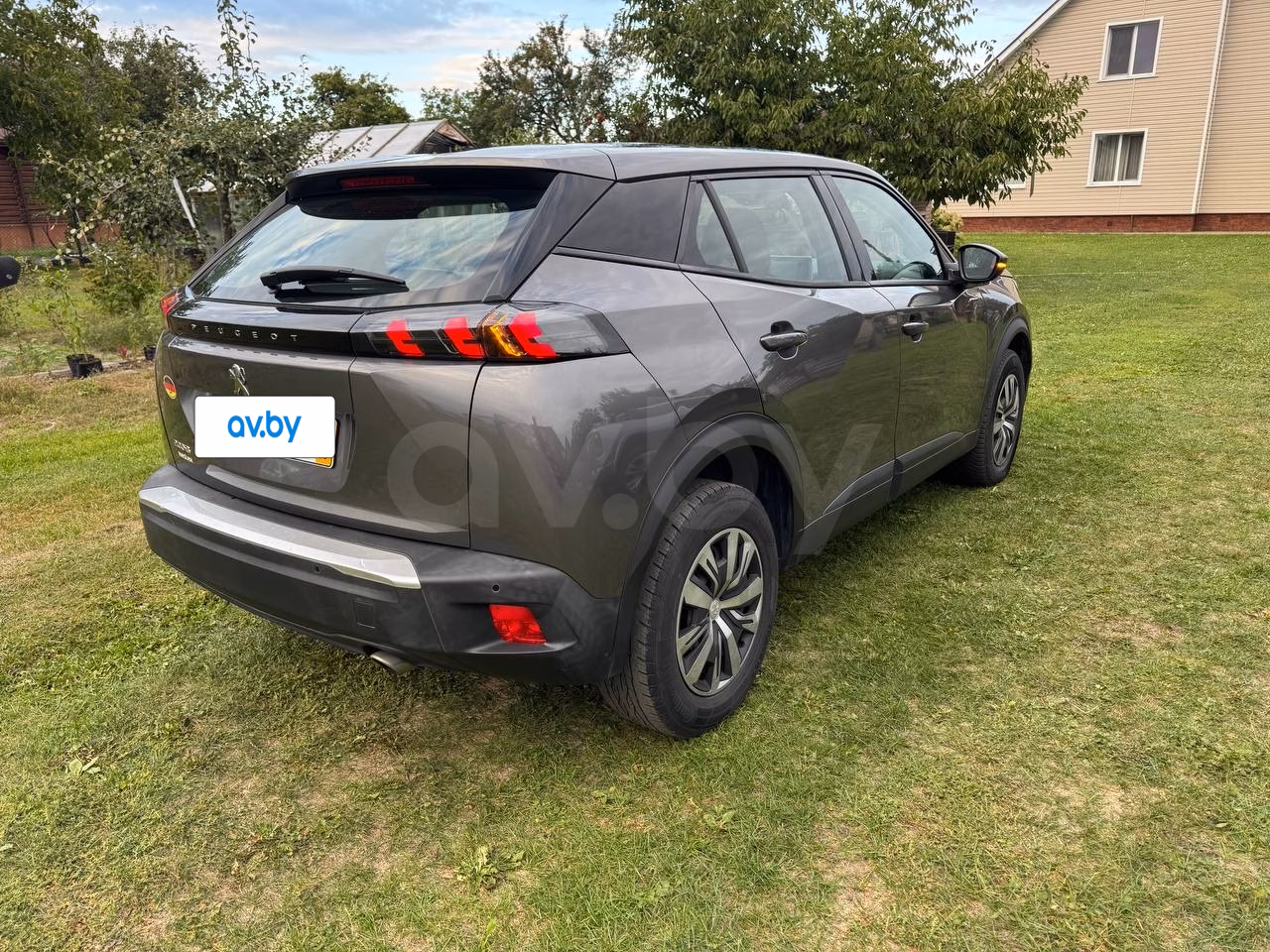 Peugeot 2008 фото 4