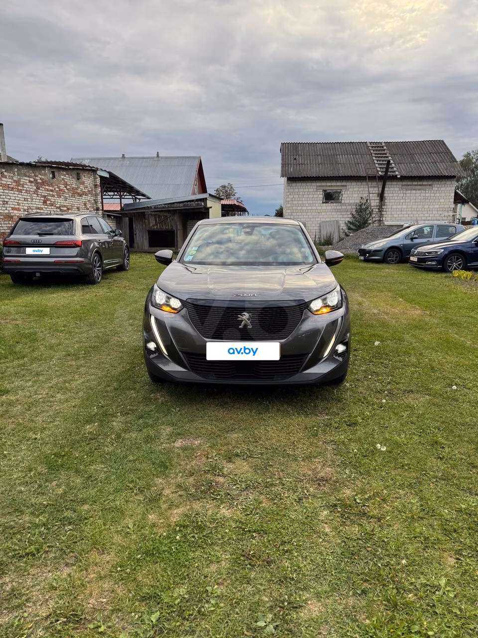 Peugeot 2008 фото 10