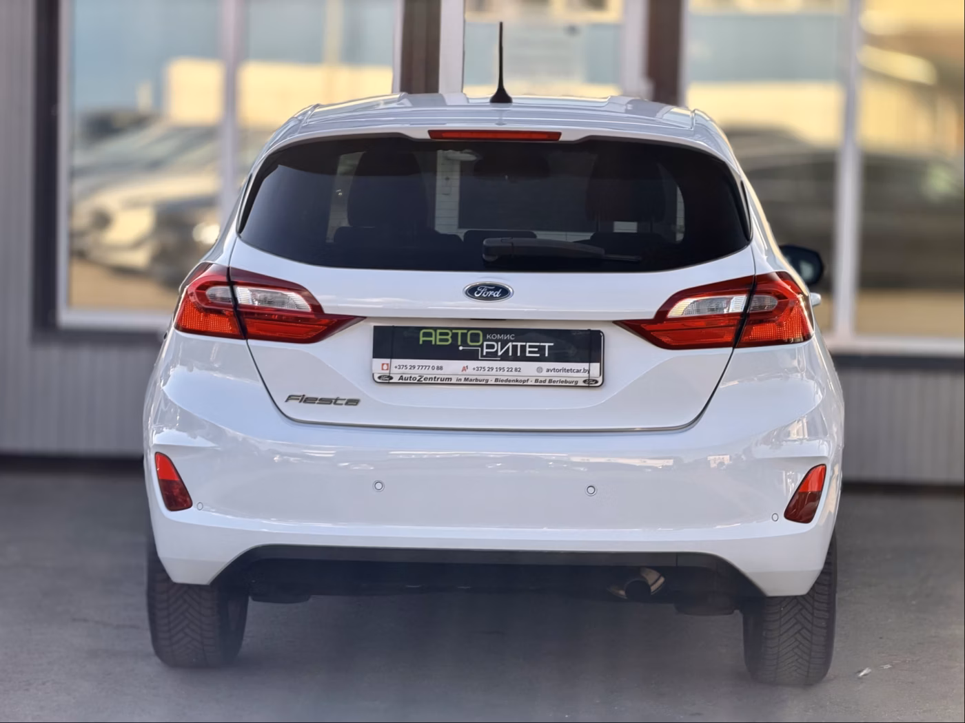 Ford Fiesta фото 8
