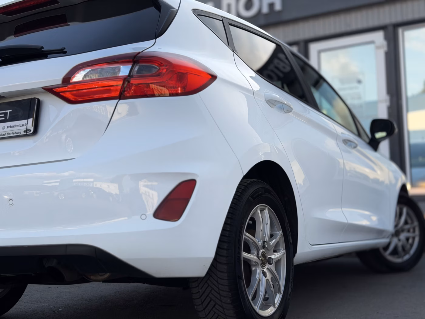 Ford Fiesta фото 13
