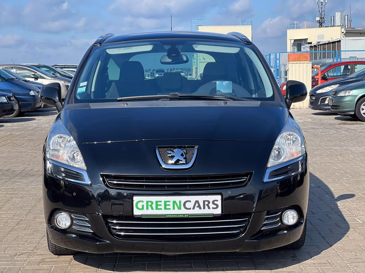 Peugeot 5008 фото 2