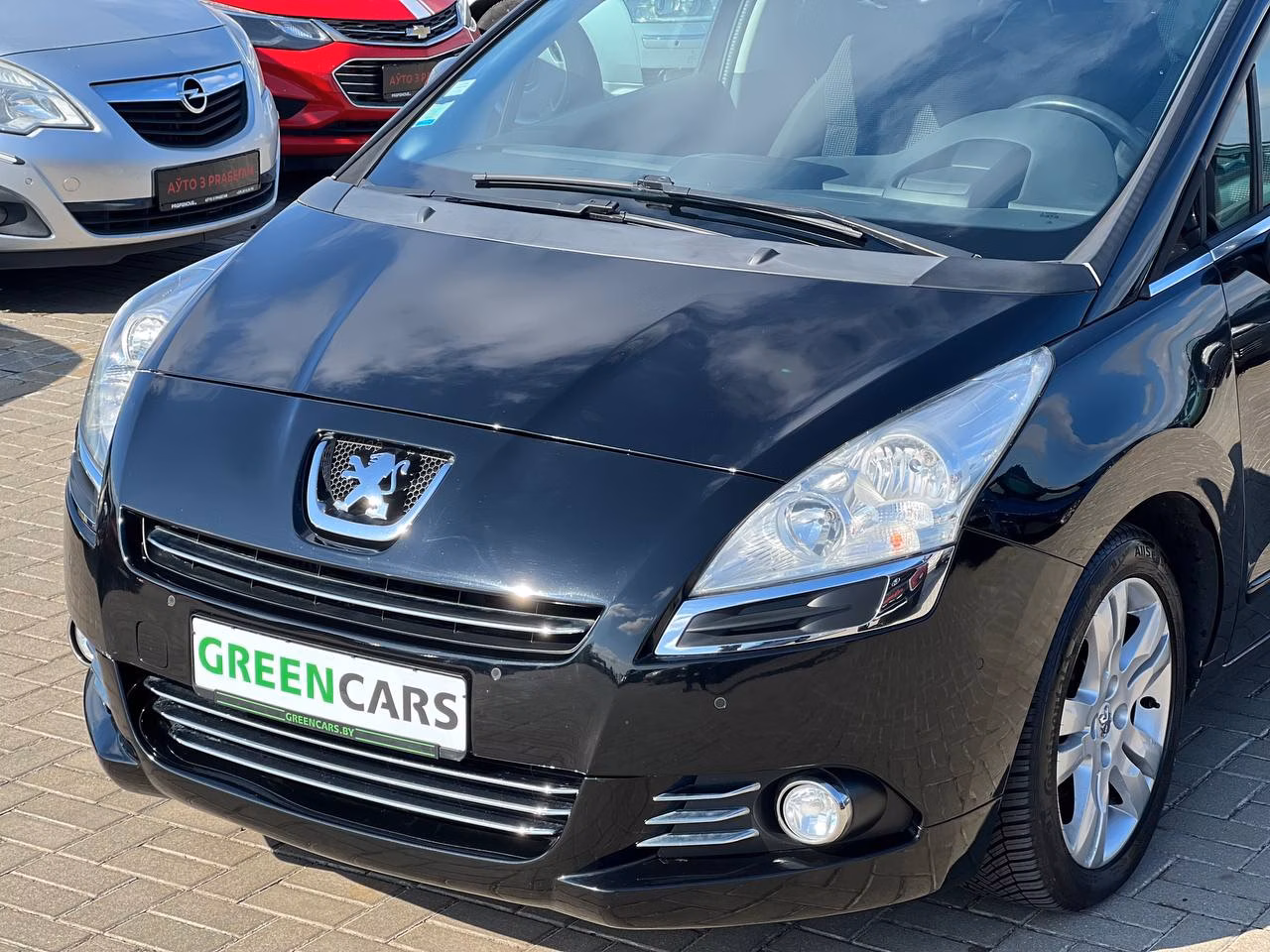 Peugeot 5008 фото 5