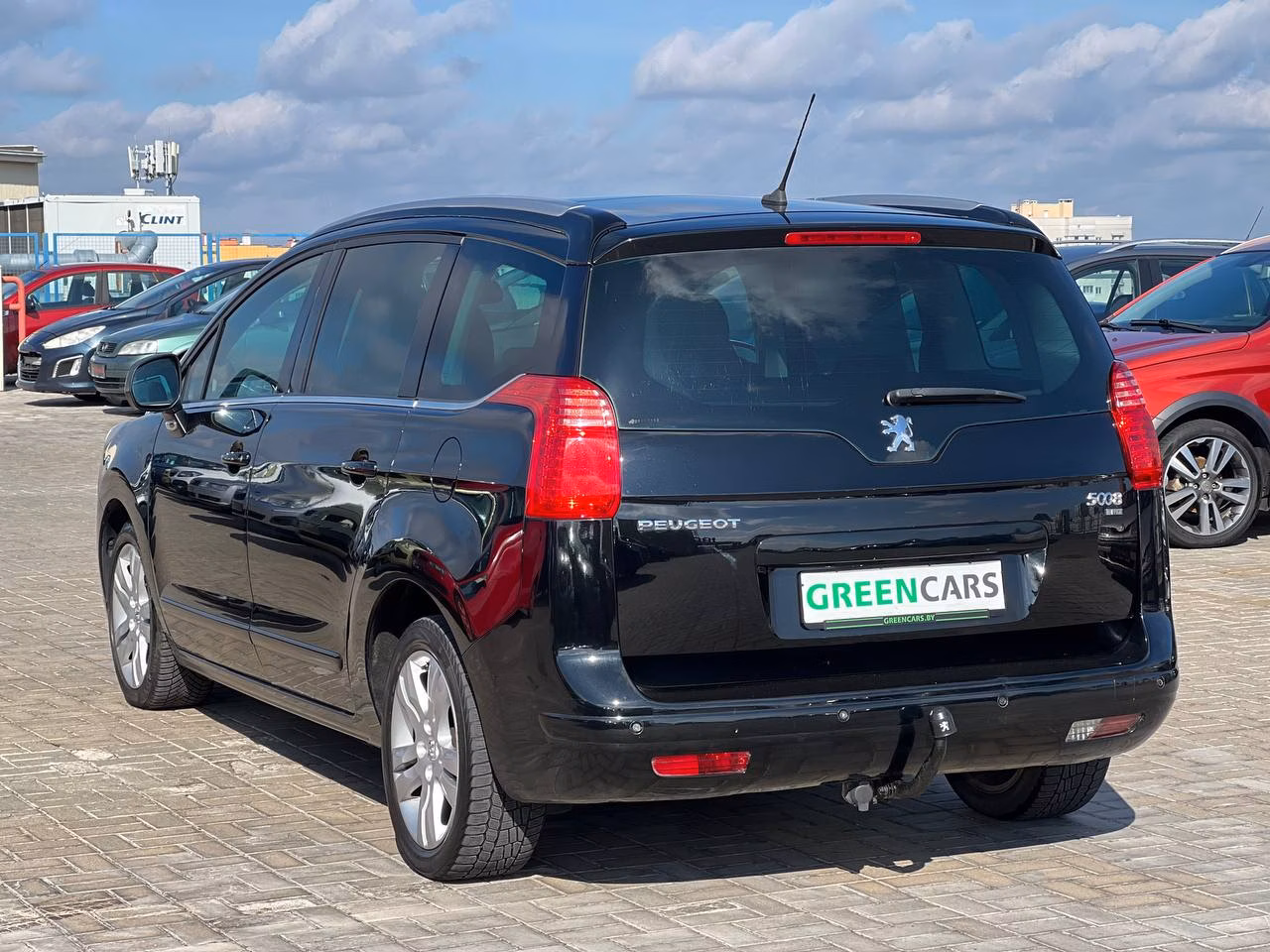 Peugeot 5008 фото 8