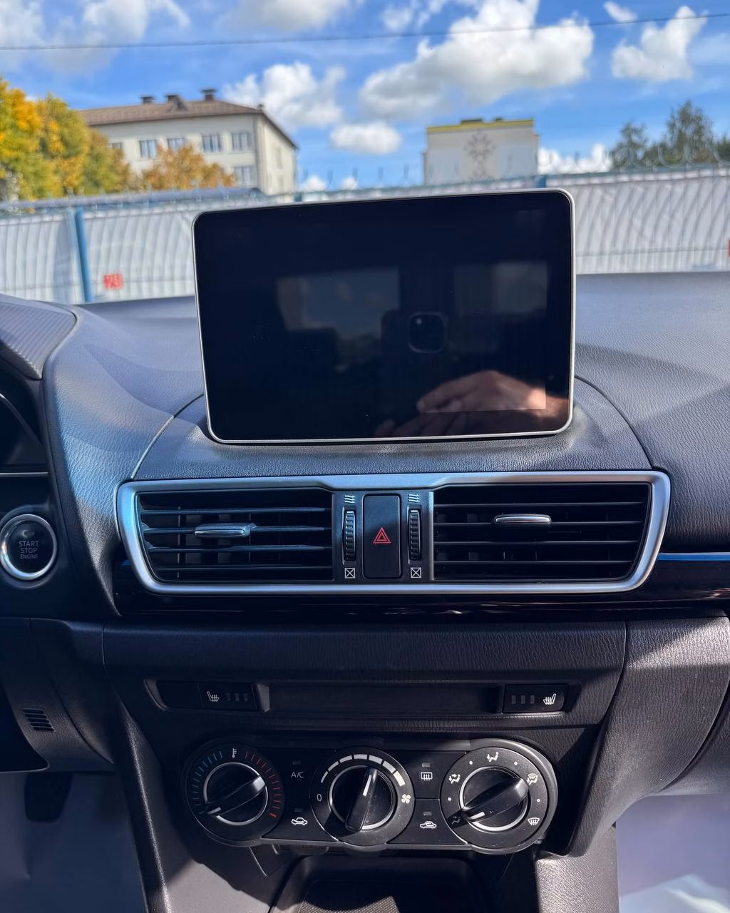 Mazda 3 фото 15