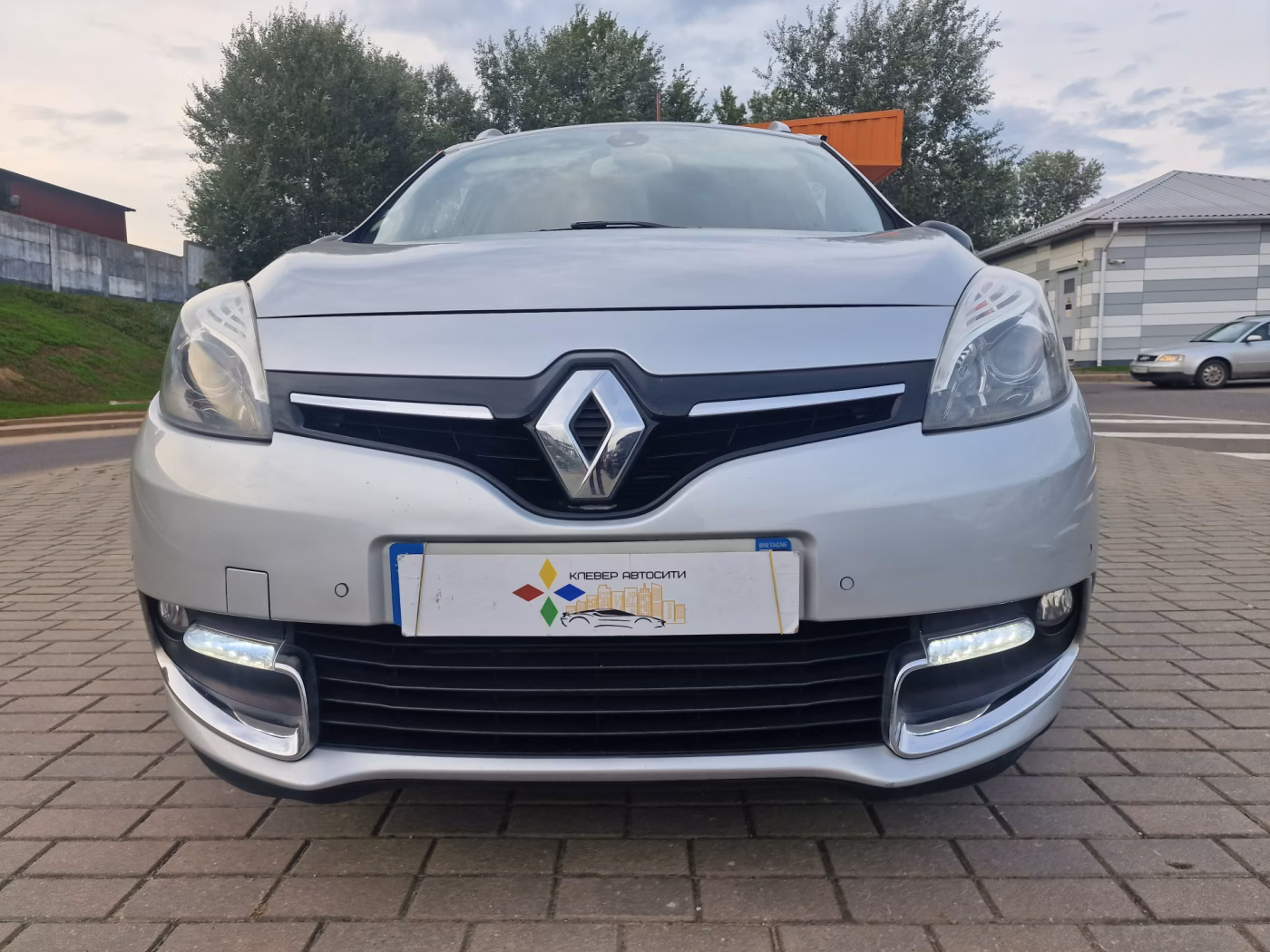 Renault Grand Scenic фото 2