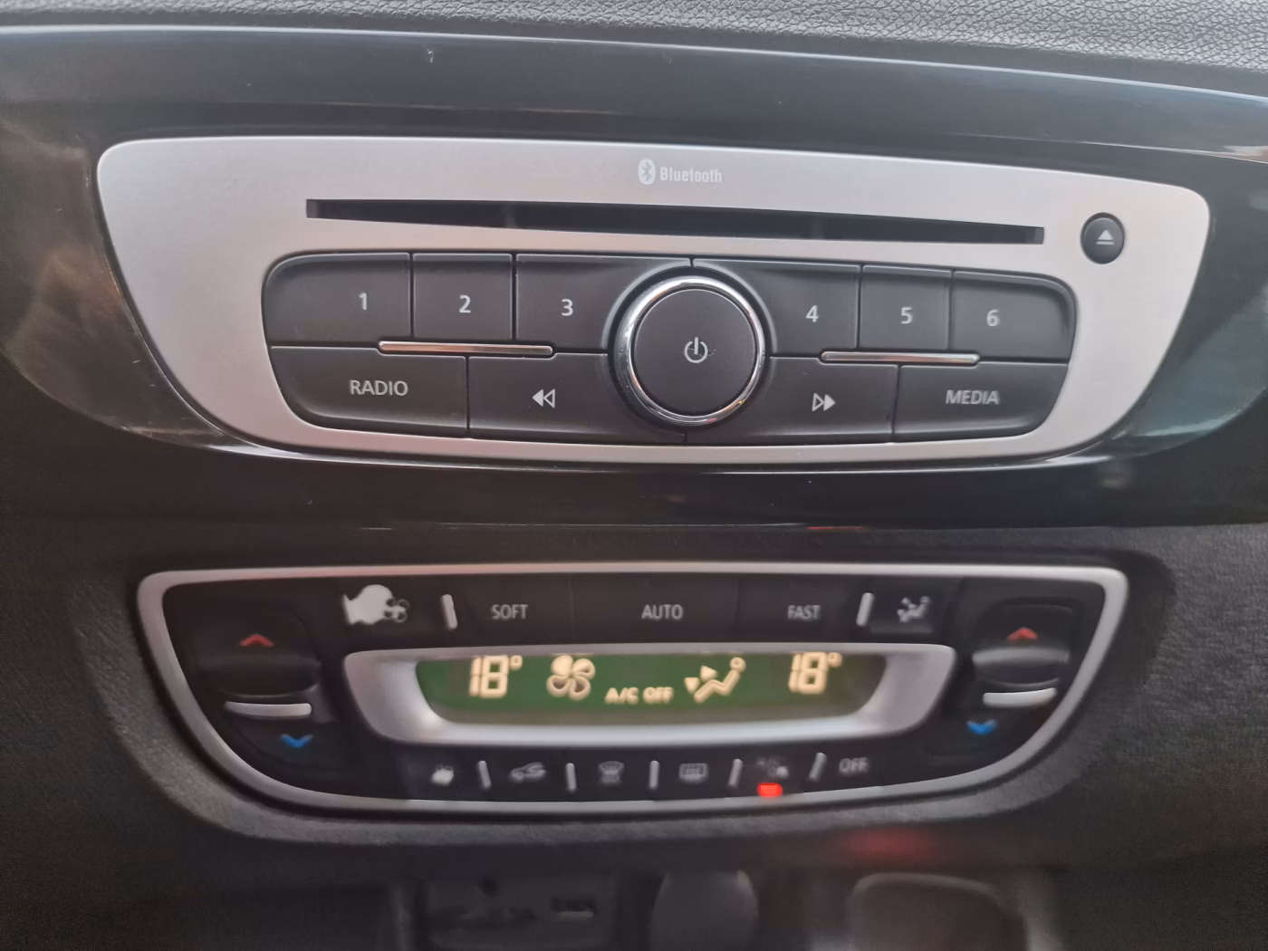 Renault Grand Scenic фото 14