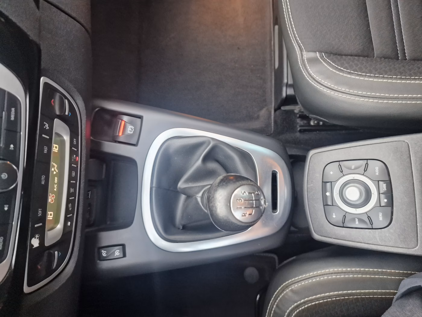 Renault Grand Scenic фото 16