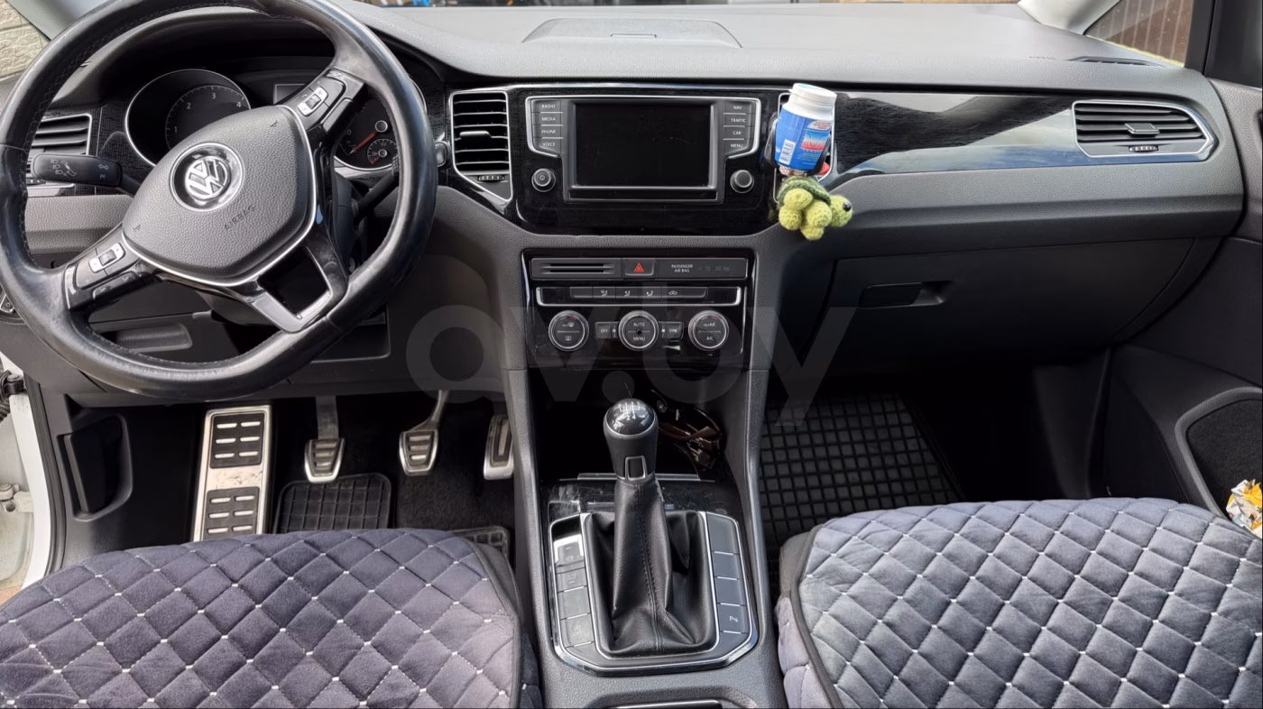 Volkswagen Golf Sportsvan фото 13