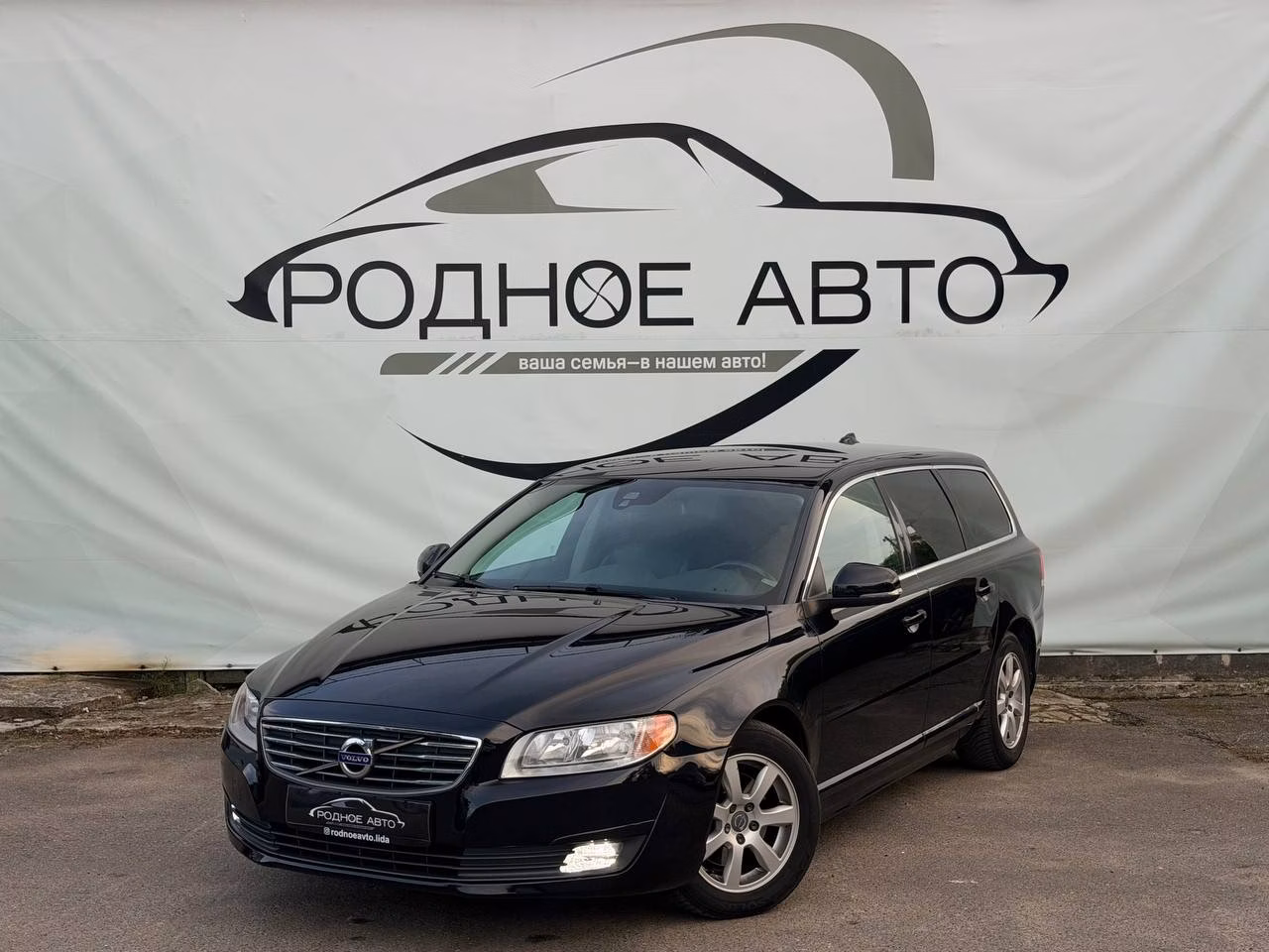 Volvo V70 фото 3