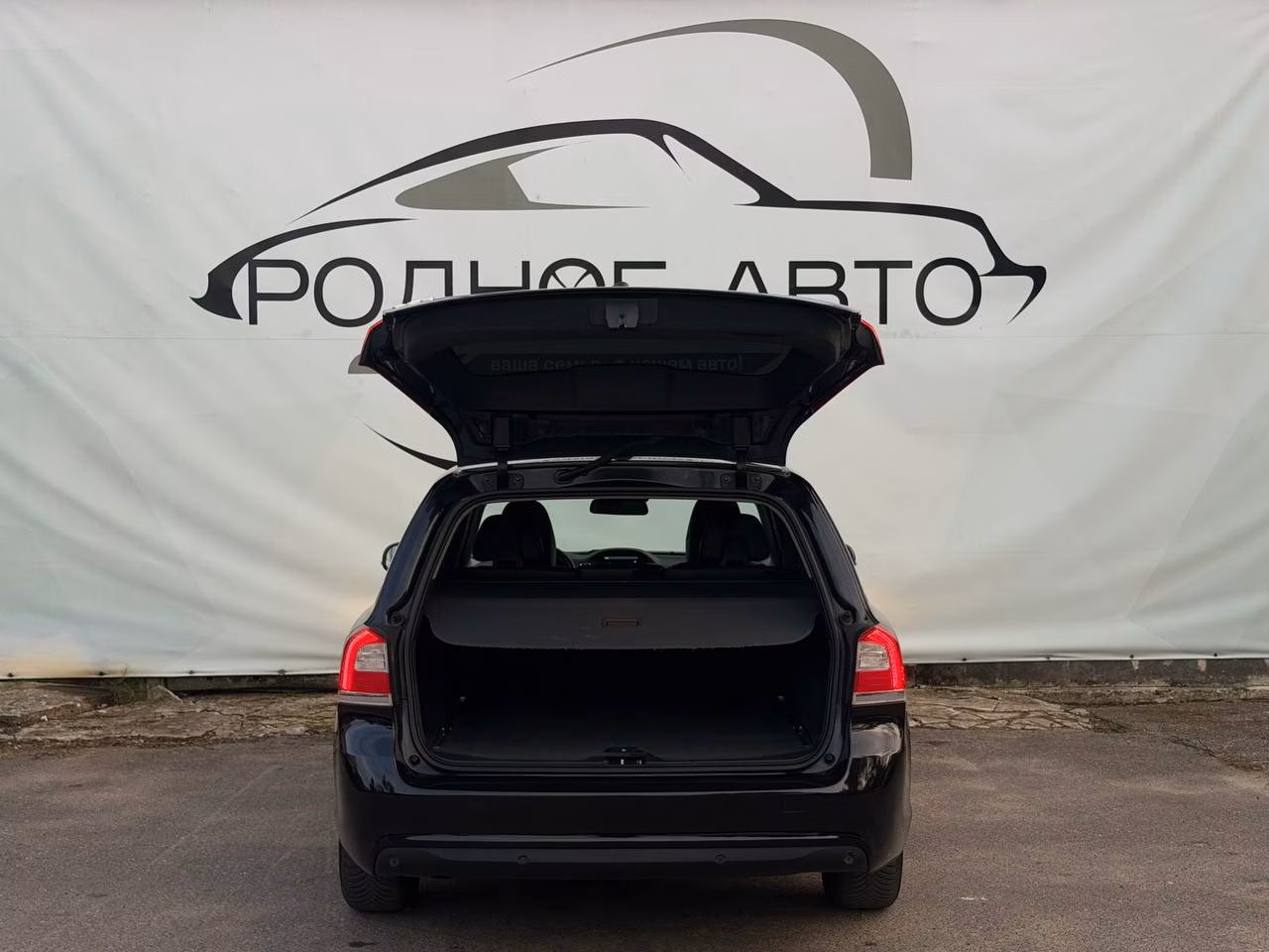Volvo V70 фото 7