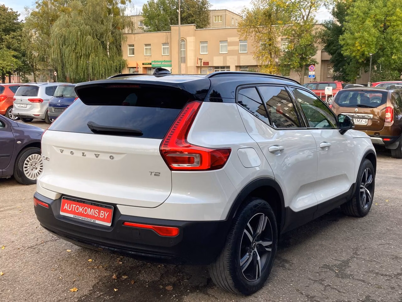 Volvo XC40 фото 4