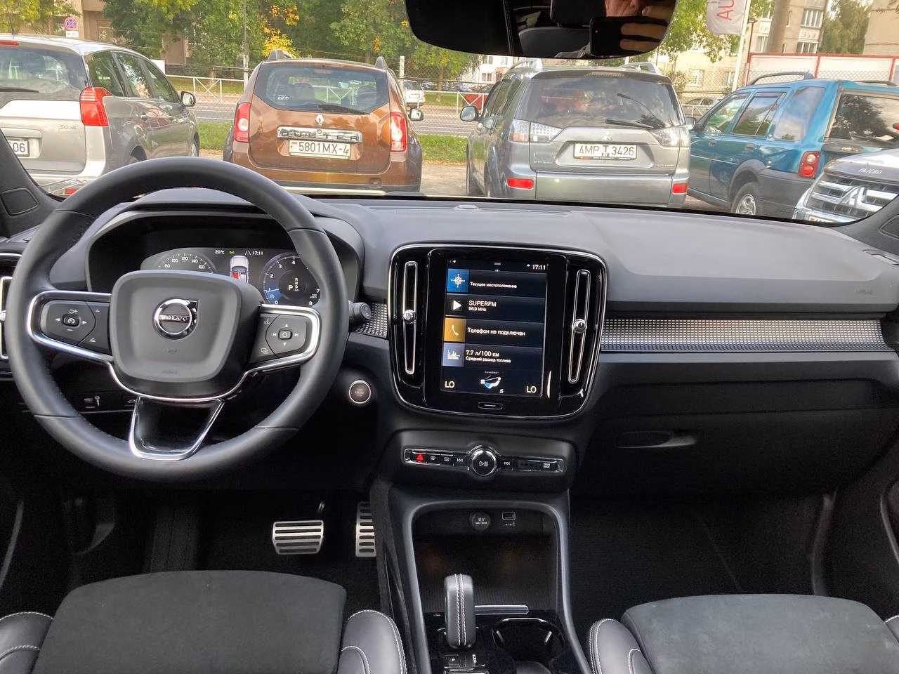 Volvo XC40 фото 12