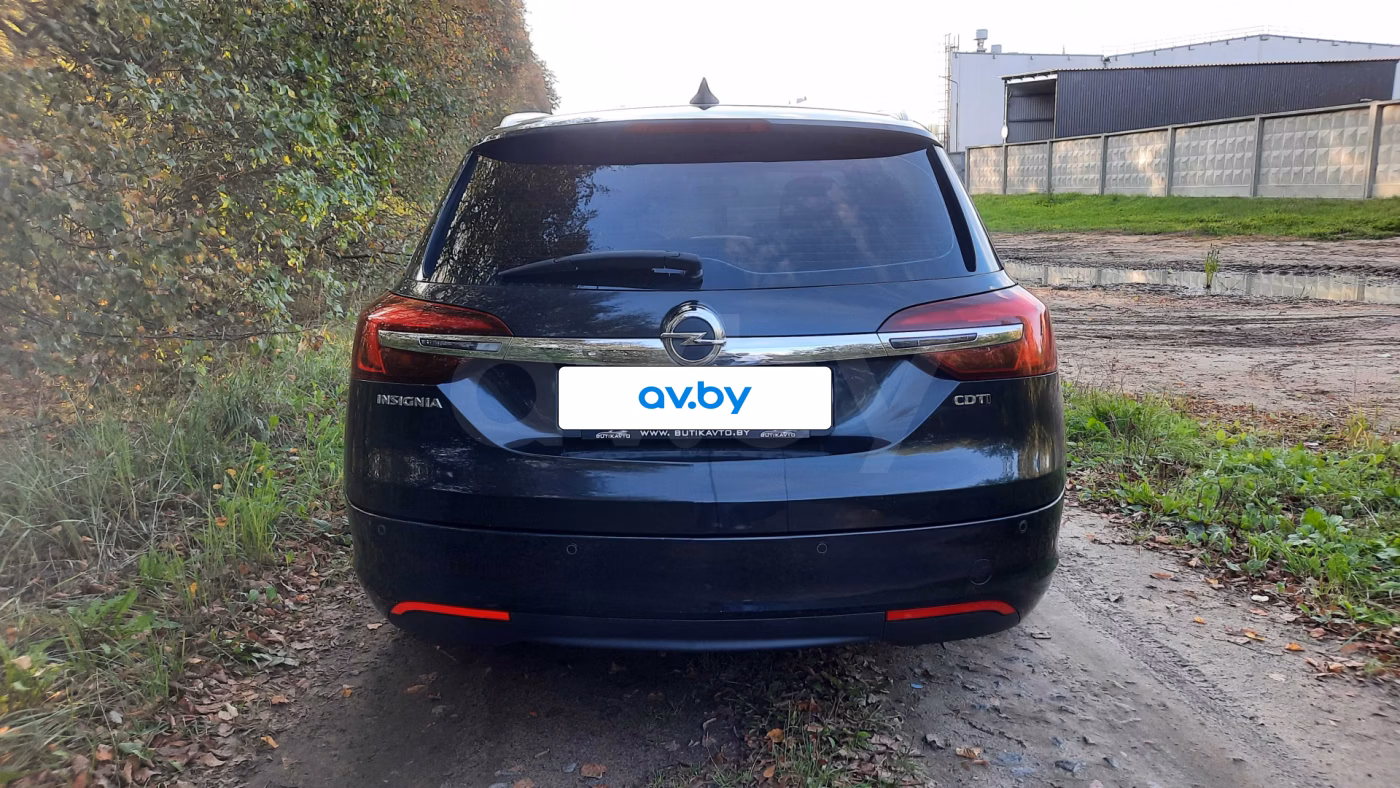 Opel Insignia фото 10