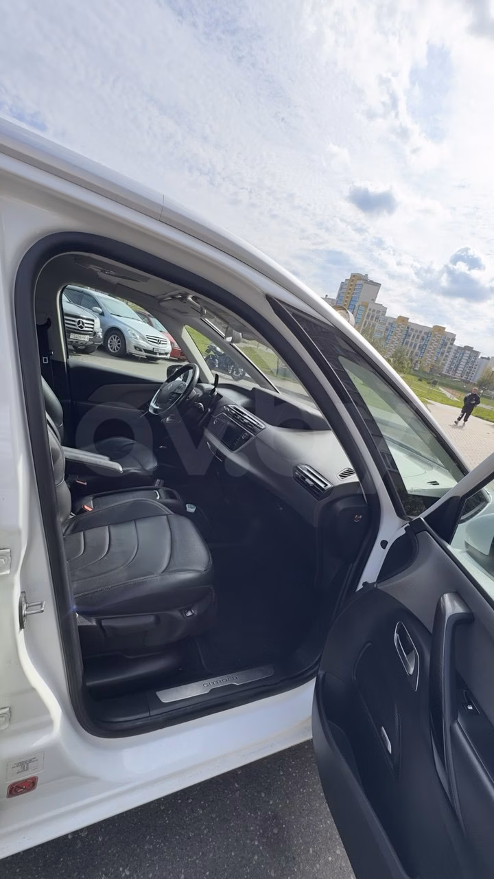 Citroen C4 Grand Picasso фото 14