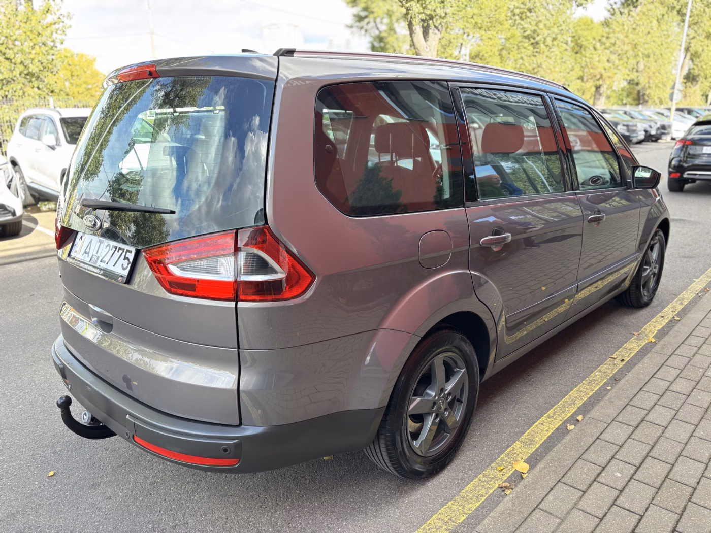 Ford Galaxy фото 3