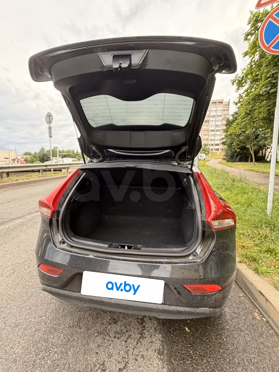 Volvo V40 фото 2