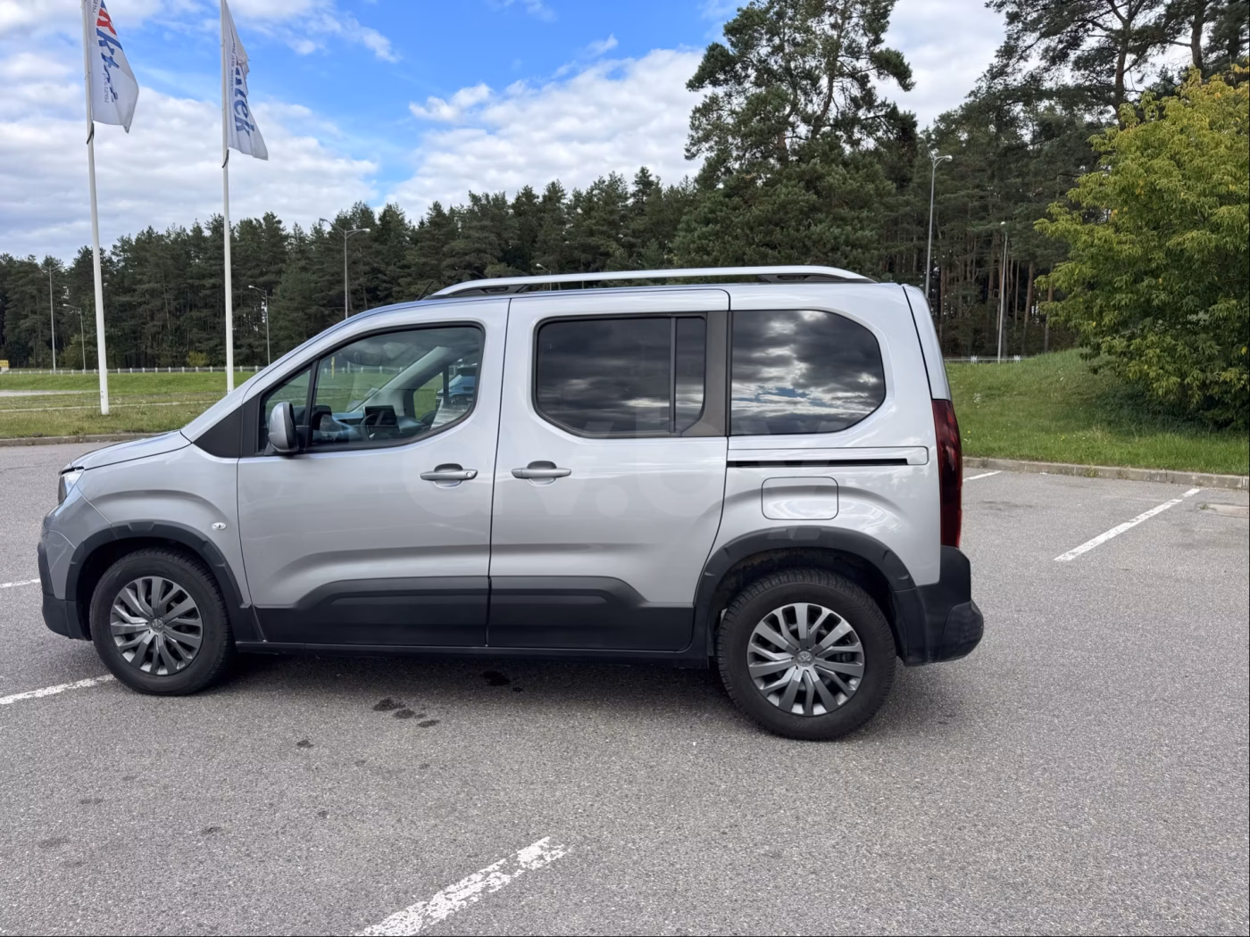 Peugeot Rifter фото 9