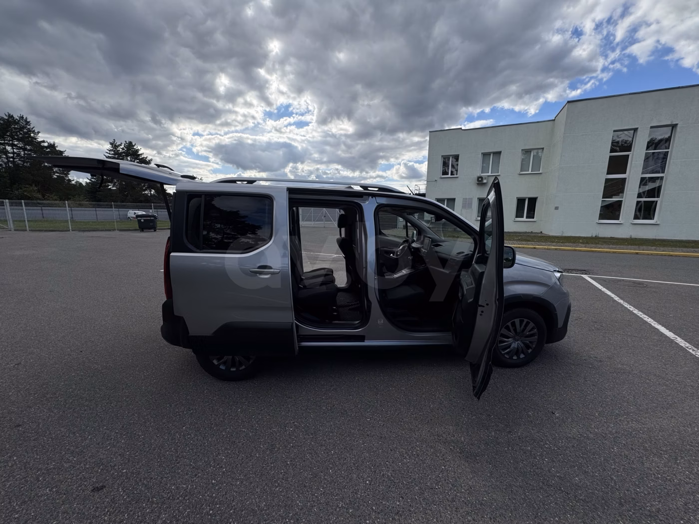 Peugeot Rifter фото 13