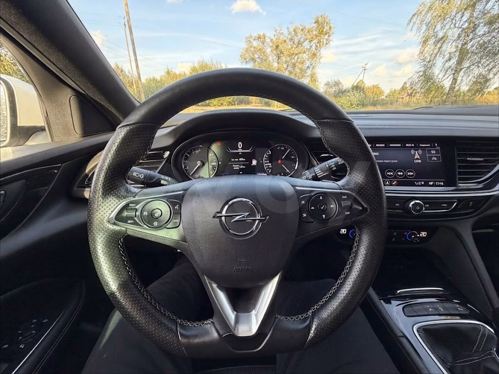 Opel Insignia фото 18