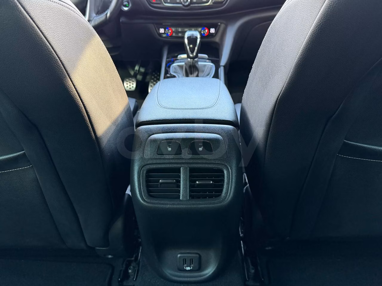 Opel Insignia фото 20