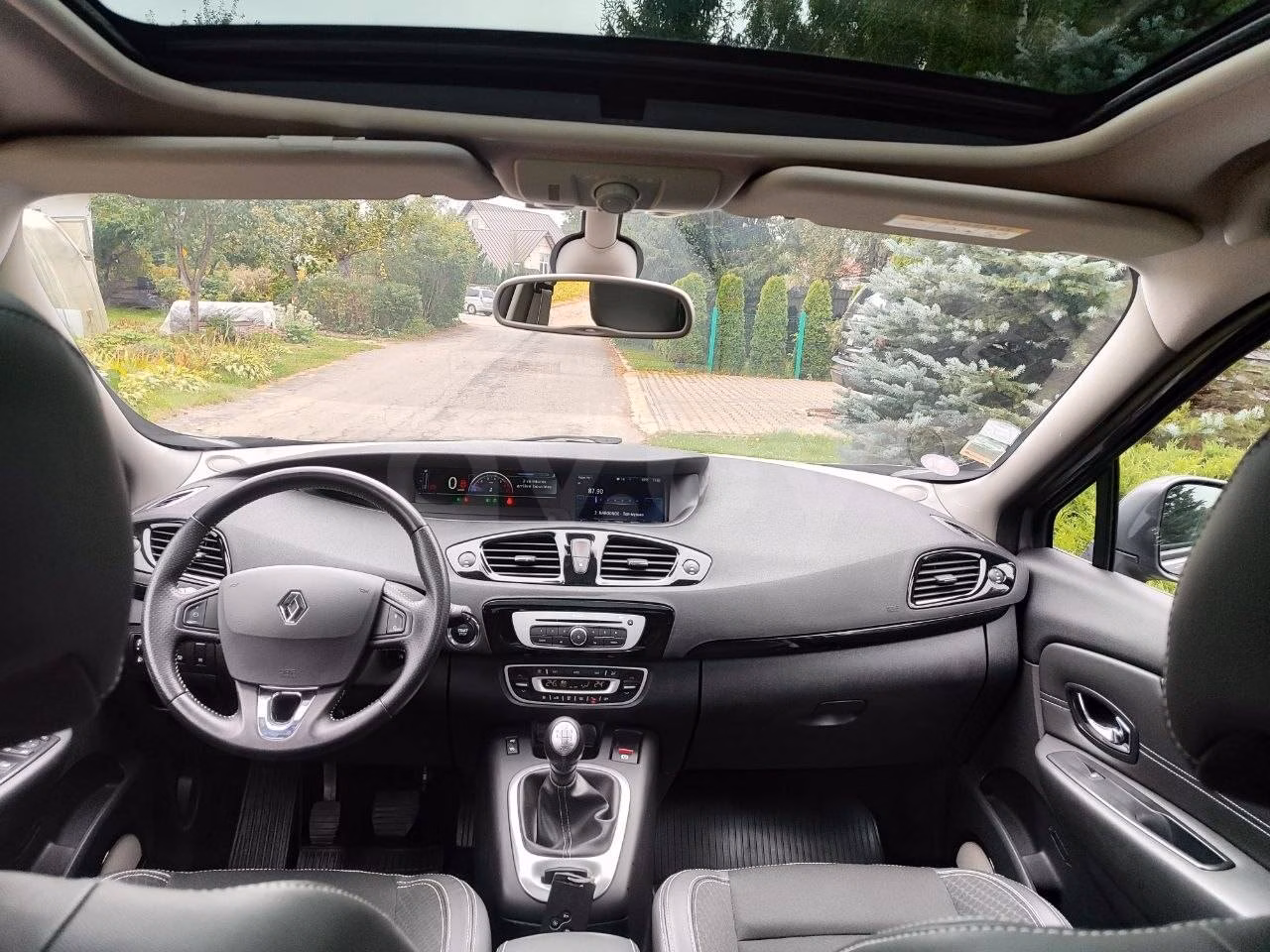 Renault Grand Scenic фото 14