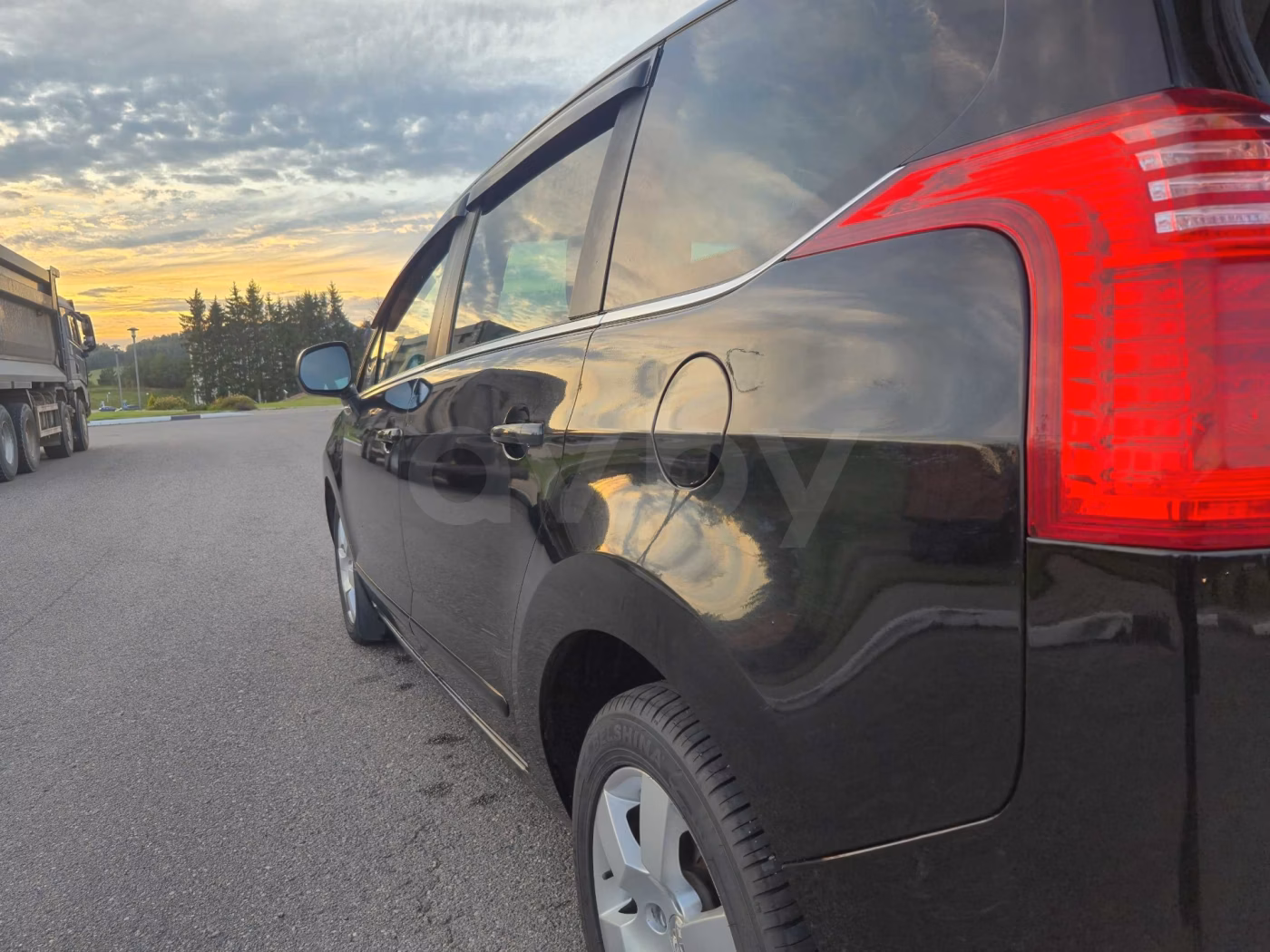 Peugeot 5008 фото 6