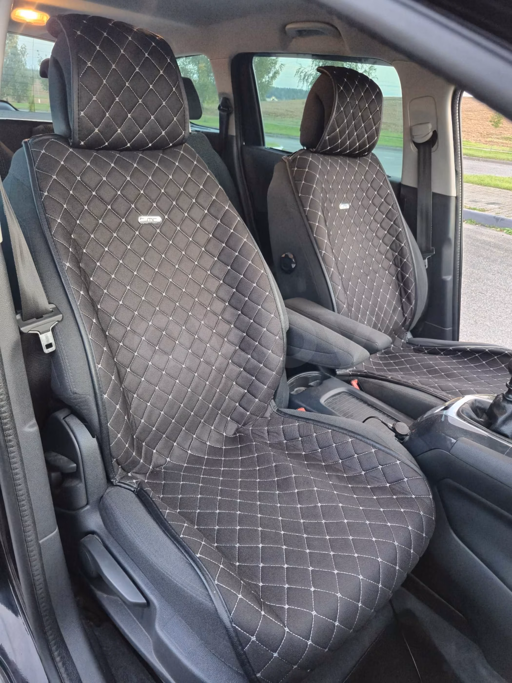 Peugeot 5008 фото 12